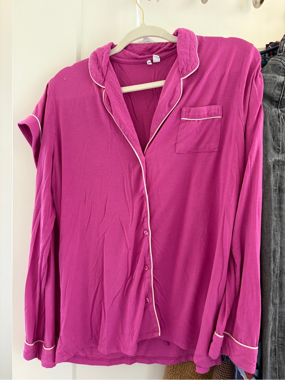 Nordstrom Fuchsia Long-Sleeve Pajama Top with Contrast Piping